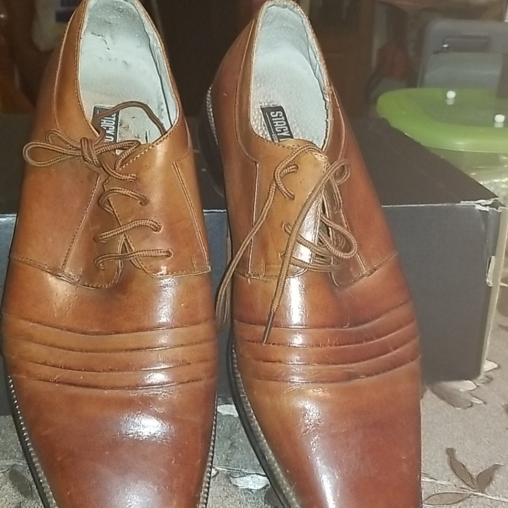 Men's dress shoes